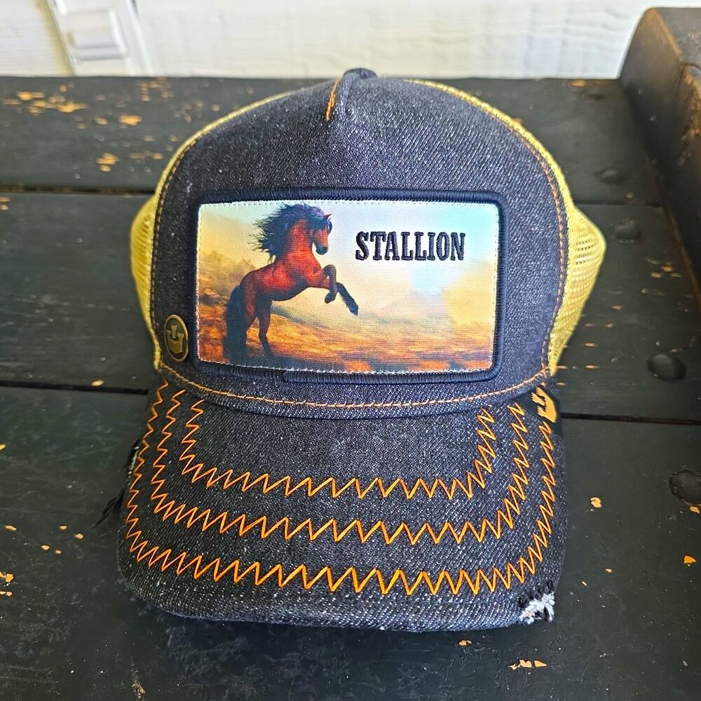 Goorin Bros Mesh Back Trucker Hat Stallion Patch Adjustable One Size Black Tan
